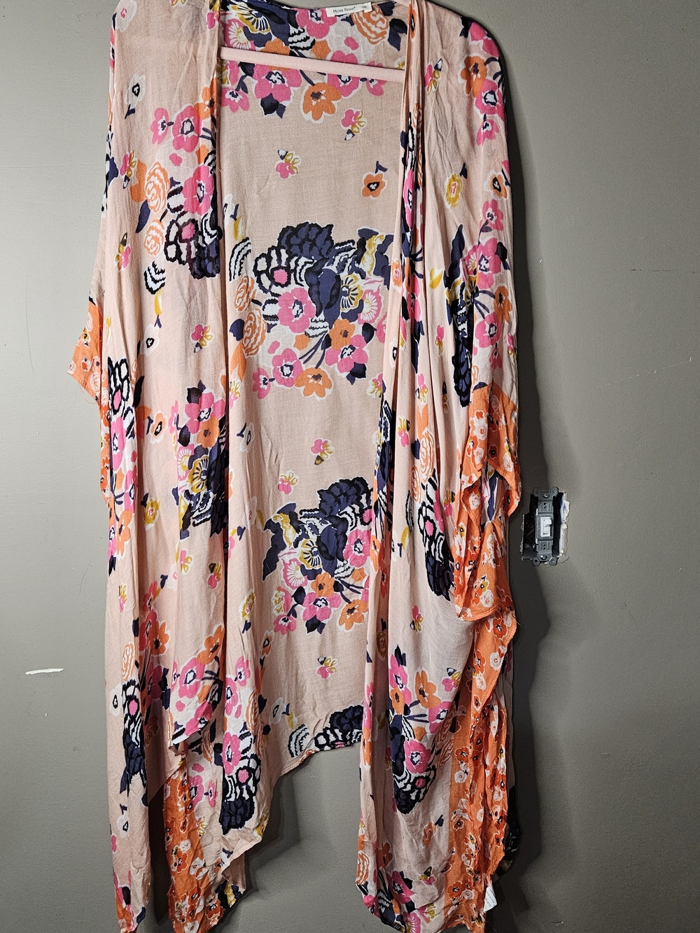 Floral Open-Front Kimono Cardigan in Pink